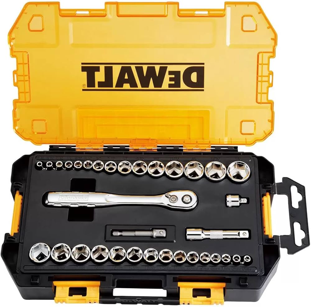 1/4 in and 3/8 in Drive Socket Set 34pcs. DWMT45034-0