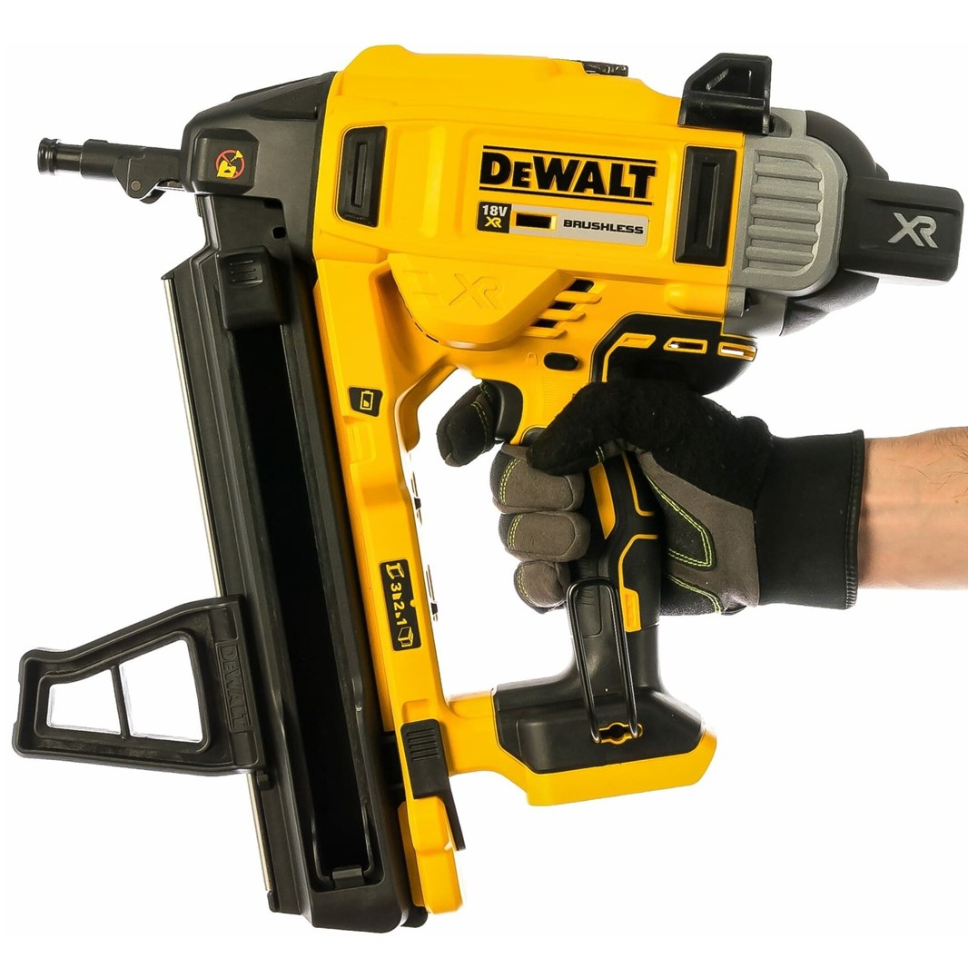 18V XR Brushless Concrete Nailer DCN890N
